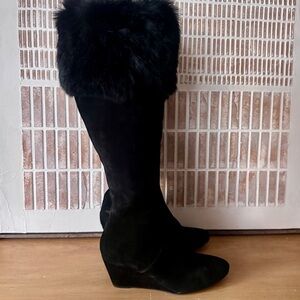 Elegant Black Fur-Trimmed Women's Boots